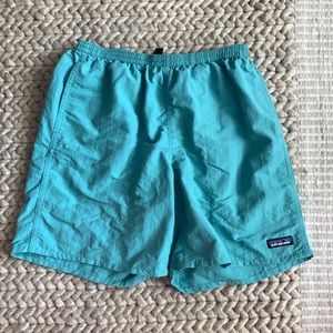 Patagonia Baggies. Size M. Turquoise.